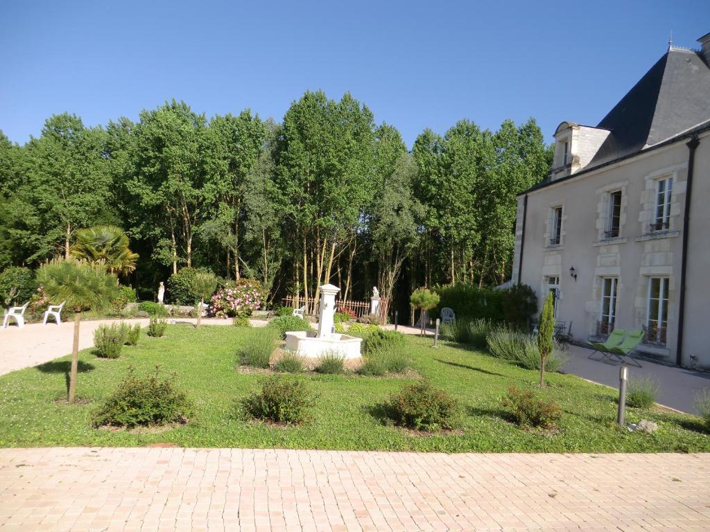 Chateau Sainte Marie Hotell Dompierre-sur-Charente Exteriör bild